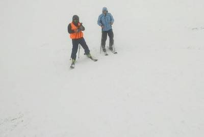 Во время снегопада в Карпатах потерялся лыжник
