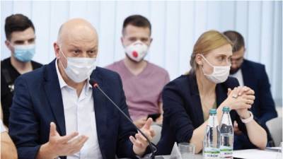 К контрабандной VIP-вакцинации может быть причастен Михаил Пасечник - СМИ
