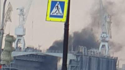 Петербуржцы перепутали дым от генератора на "Адмиралтейских верфях" с пожаром - piter.tv - Санкт-Петербург