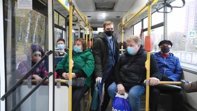 Петербургские автобусы в праздники перевезли почти 4 млн пассажиров