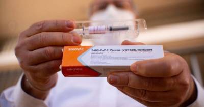 Доза китайской вакцины от коронавируса будет стоить около 500 грн