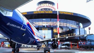Пассажирский Airbus приземлился в Шереметьево после срабатывания датчика тормозов