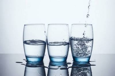 Лечение крещенской водой: 10 советов, как использовать святую воду