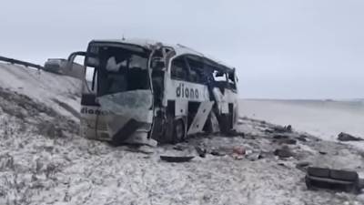 Спасатели подняты по тревоге: автобус с украинцами слетел с дороги, есть погибшие - подробности