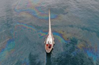 В Мраморном море обнаружили нефтяное пятно