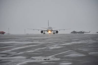 В Волгограде из-за обильных осадков отменили авиарейс в Москву