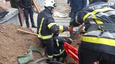 В Киеве из-за обвала грунта погиб человек