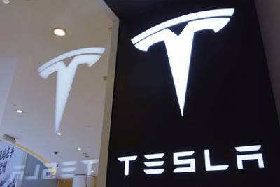 Российская компания решила присвоить логотип Tesla