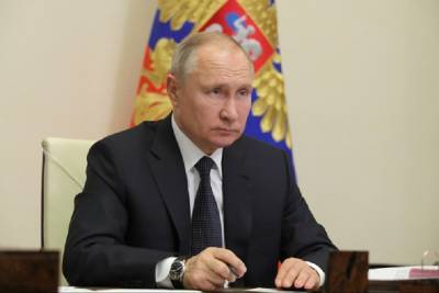 Путин поручил со следующей недели начать массовую вакцинацию россиян