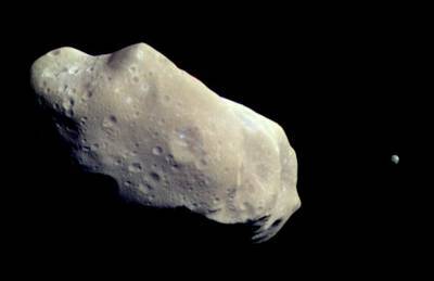 Ученый оценил опасность летящего к Земле астероида