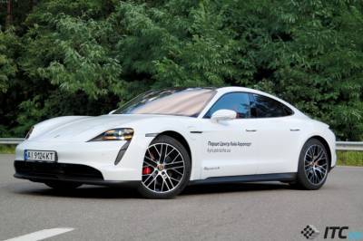 Porsche продала более 20 000 электромобилей Taycan за первый год, а Audi в 2020 году реализовала почти 50 000 электрокроссоверов e-tron