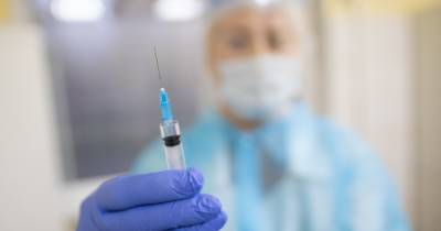 В Калининградскую область в январе поставят до семи тысяч вакцин от коронавируса