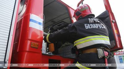В Щучине спасатели ликвидировали пожар в магазине стройматериалов