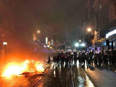 король Филипп - Митинг и беспорядки в Брюсселе: задержаны более 100 человек, есть раненые - unn.com.ua - Киев - Бельгия - Брюссель