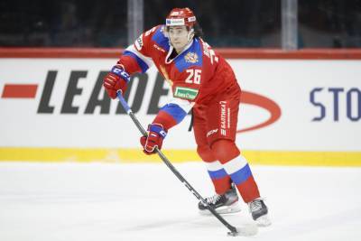Первая результативная передача Романова в дебютной игре в НХЛ. ВИДЕО