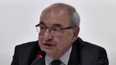 Глава оппозиции Армении назвал главную причину поражения в НКР