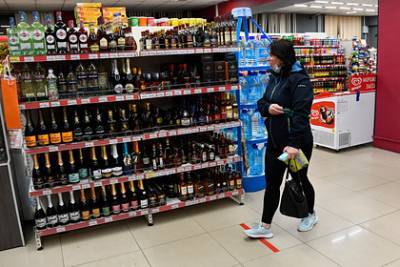 Минпромторг выступил за онлайн-торговлю алкоголем