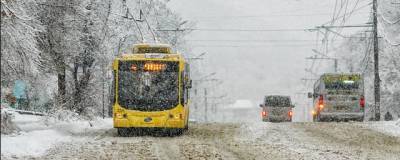 Второй за неделю циклон вновь завалит снегом Владивосток