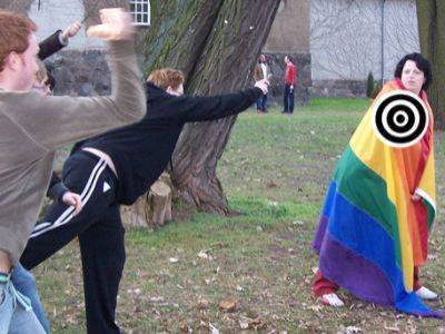 В Екатеринбурге осужден избивший двух человек гомофоб