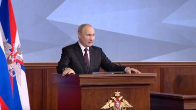 Путин назвал актуальной тему пандемии COVID-19 на XII Гайдаровском форуме