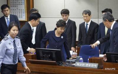 Пак Кынхе - В Южной Корее суд отправил экс-президента в тюрьму на 20 лет - korrespondent.net - Южная Корея