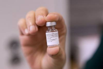 Росздравнадзор счел незаконным применение вакцины Pfizer в России
