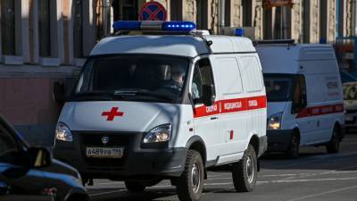 Планировавшие самоубийство петербургские школьницы находятся в больнице