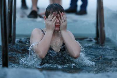 В Петербурге не будут отменять крещенские купания из-за коронавируса