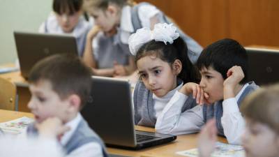 Воробьёв отметил важность IT-образования для школьников