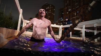 В Петербурге рассказали о подготовке к купанию на Крещение в условиях пандемии