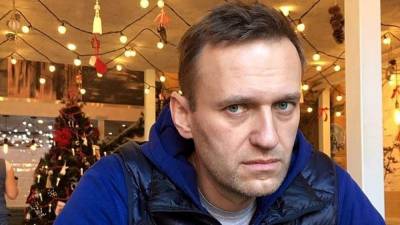 ФСИН намерена задержать Навального до решения суда