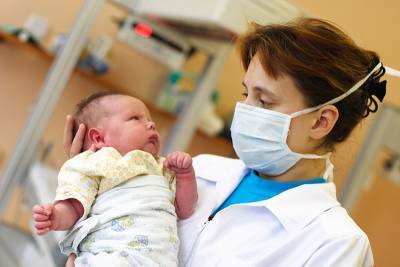 В России зафиксирован рекордно низкий показатель младенческой смертности