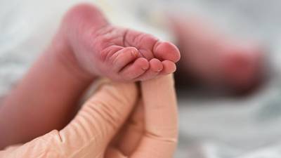 Мурашко отметил рекордно низкий показатель младенческой смертности в России