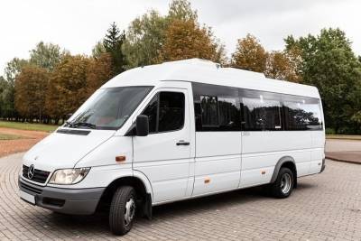 Автобус «Псков-Великий Новогород» возобновляет регулярные перевозки