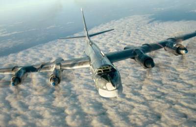 Экипаж бомбардировщика Ту-95 снял на видео пуск остановленных в полете двигателей