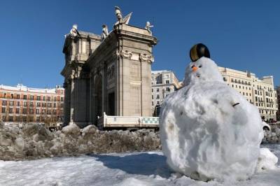 Мадрид хотят объявить зоной катастрофы из-за снегопада