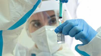 В Подмосковье вакцину от коронавируса получил пациент с онкологией