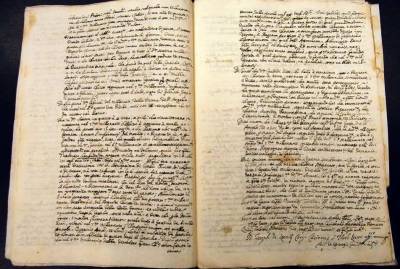 Ученые нашли около 200 копий «Принципов» Исаака Ньютона с пометками автора