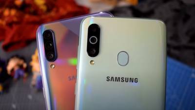 Компания Samsung показала новую линейку флагманских смартфонов Galaxy S21