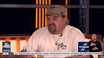 Телеканалу «Прямой» вынесено предупреждение за оскорбление президента Зеленского