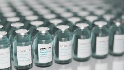 В ФРГ идет проверка сообщений о смерти 10 человек после вакцинации от коронавируса