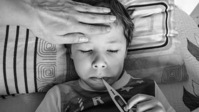 Названа симптомы "британского" штамма коронавируса у детей