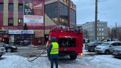 В торговом центре Мурманска произошёл пожар