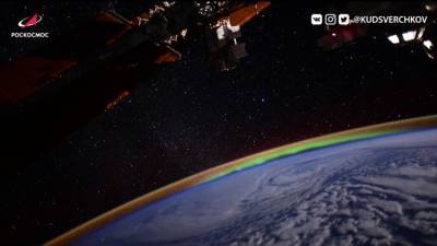 Космонавт провел ночную экскурсию по орбите Земли - видео
