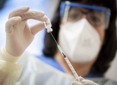 В Германии умерли 10 человек после прививки вакциной Pfizer и BioNTech