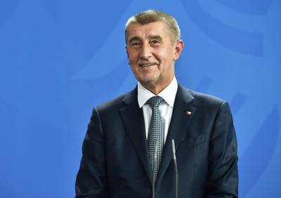 Сенат Чехии призвал Бабиша уйти в отставку