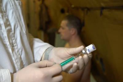 Стартовала вакцинация от коронавируса российских миротворцев в Карабахе
