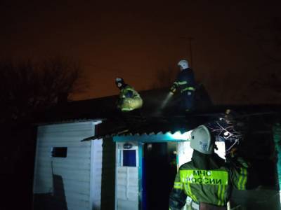 В Трусовском районе Астрахани на пожаре погибли два человека