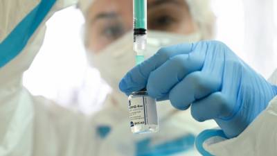 Более 2 тысяч военных ТОФ получили прививку против коронавируса
