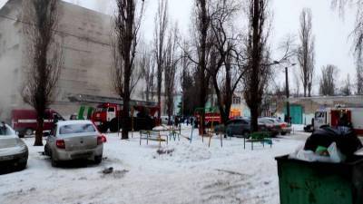 В Воронеже из горящей пятиэтажки эвакуировали 15 человек